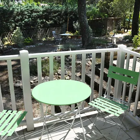 Les Chambres D'Adeline - B&B Murs  Exterior photo